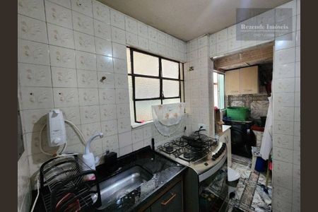 6_photo/94dce2f54f.eec91940dd3f5cd8-ATLAS-5db84ff9-ffdc-4986-8d19-54387e73bf45.jpg de apartamento à venda com 3 quartos, 48m² em Cidade Industrial de Curitiba, Curitiba