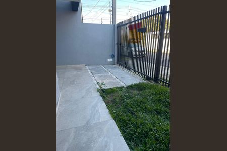 5_photo/94dce2f575.0f81dd1a9a4f6ffb-ATLAS-ef8c180b-0be9-47fa-87f1-74abb305cbed.jpg de casa à venda com 2 quartos, 67m² em Cidade Industrial de Curitiba, Curitiba