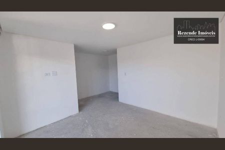 19_photo/94dce2f577.90c69e733704079b-ATLAS-ce430d8a-4aad-426a-b571-d4254f26d268.jpg de casa à venda com 3 quartos, 108m² em Cidade Industrial de Curitiba, Curitiba