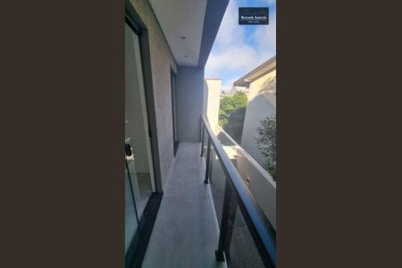 18_photo/94dce2f577.90c69e733704079b-ATLAS-d815df8c-04be-4759-9c7d-54fa3aa2a092.jpg de casa à venda com 3 quartos, 108m² em Cidade Industrial de Curitiba, Curitiba