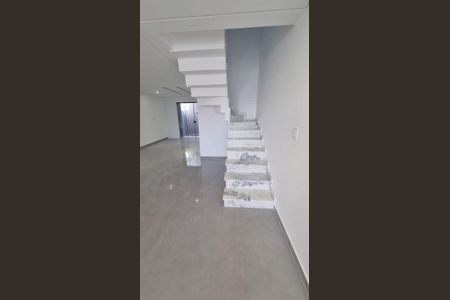 5_photo/94dce2f577.ebbd8bc3dc39b939-ATLAS-542bbe68-9baa-4f03-85e3-b0655ee02bab.jpg de casa à venda com 3 quartos, 108m² em Cidade Industrial de Curitiba, Curitiba