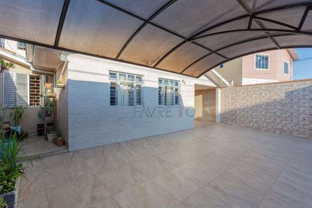 47_photo/94dce2f57b.ae3d86bef28e162d-ATLAS-45975a6c-a003-4698-9643-0dd556a7fbb1.jpg de casa à venda com 3 quartos, 160m² em Cidade Industrial de Curitiba, Curitiba