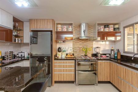 26_photo/94dce2f57b.ae3d86bef28e162d-ATLAS-b7c9c410-eed4-4b23-9088-6e5fd3cc45d6.jpg de casa à venda com 3 quartos, 160m² em Cidade Industrial de Curitiba, Curitiba