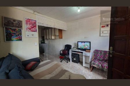 5_photo/94dce2f58f.5cacb5cd1a05b02e-ATLAS-4e1565bd-b460-4f51-9b97-6e1215f4f760.jpg de casa à venda com 3 quartos, 100m² em Cidade Industrial de Curitiba, Curitiba