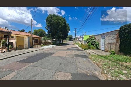 6_photo/94dce2f58f.5cacb5cd1a05b02e-ATLAS-5e612b60-4d96-47da-a68c-ee21293b423d.jpg de casa à venda com 3 quartos, 100m² em Cidade Industrial de Curitiba, Curitiba