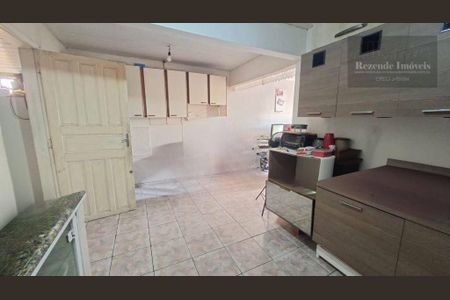 7_photo/94dce2f58f.5cacb5cd1a05b02e-ATLAS-724851bb-8d5b-4684-884c-bc9fcecb2780.jpg de casa à venda com 3 quartos, 100m² em Cidade Industrial de Curitiba, Curitiba