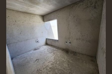 7_photo/94dce2f599.dd63bef89a0f751f-ATLAS-3d6b835b-0036-4627-ad8f-5a20de155bb0.jpg de casa à venda com 3 quartos, 86m² em Cidade Industrial de Curitiba, Curitiba