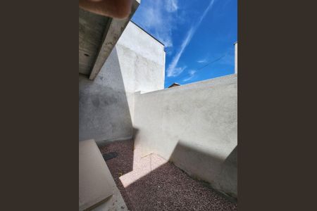 19_photo/94dce2f599.dd63bef89a0f751f-ATLAS-c9e4e852-e656-4223-bc42-32b7f12a4687.jpg de casa à venda com 3 quartos, 86m² em Cidade Industrial de Curitiba, Curitiba