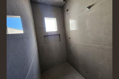 18_photo/94dce2f599.dd63bef89a0f751f-ATLAS-cb2f240f-9ec3-4d07-bad3-c929f556cf4a.jpg de casa à venda com 3 quartos, 86m² em Cidade Industrial de Curitiba, Curitiba