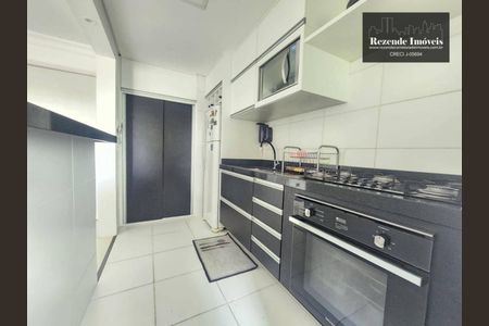 12_photo/94dce2f601.b2e1dc35aae6eb63-ATLAS-43a143cc-1147-4df2-8460-97135f22f93e.jpg de apartamento à venda com 2 quartos, 56m² em Cidade Industrial de Curitiba, Curitiba