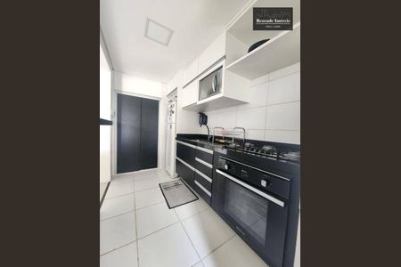 3_photo/94dce2f601.b2e1dc35aae6eb63-ATLAS-aff8edb9-d025-4fed-ada9-95240346db91.jpg de apartamento à venda com 2 quartos, 56m² em Cidade Industrial de Curitiba, Curitiba