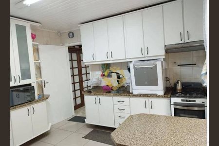 3_photo/94dce2f7a3.abffad76cdbbcace-ATLAS-0d9100d6-2680-4456-b54c-032e213b7f6a.jpg de casa à venda com 3 quartos, 240m² em Cidade Industrial de Curitiba, Curitiba