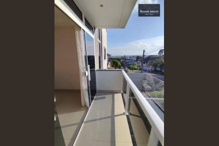 4_photo/94dce2f8c5.14be72f851f11d21-ATLAS-4c739ccc-4b57-403b-a6a8-d6dc4eba4e24.jpg de casa à venda com 3 quartos, 126m² em Campo Comprido, Curitiba