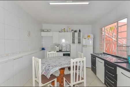 8_photo/94dce2f909.f279df7ab7105e24-ATLAS-2aa88ea9-9f82-4fc1-b093-8b79fb468cdc.jpg de casa à venda com 3 quartos, 220m² em Campo Comprido, Curitiba