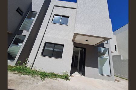 4_photo/94dce2f965.7a69ff73eb43ff8d-ATLAS-467d91b0-3695-4a38-8e96-1211ffbdb5a4.jpg de casa à venda com 3 quartos, 142m² em Campo Comprido, Curitiba