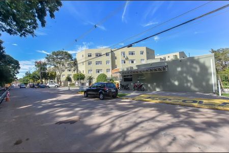 2_photo/94dce2f995.ff5e00cb60b1788e-ATLAS-4a184749-9267-40bd-866b-e79e47af4384.jpg de apartamento à venda com 3 quartos, 49m² em Campo Comprido, Curitiba