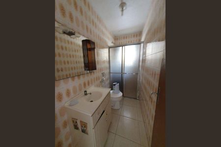 19_photo/94dce2f9ad.e6f02a1e96aef2b1-ATLAS-2c9fd36b-c15b-4148-96f5-2bceaa00e1aa.jpg de casa à venda com 4 quartos, 250m² em Campo Comprido, Curitiba