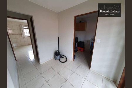 10_photo/94dce2f9ad.e6f02a1e96aef2b1-ATLAS-d605cc1c-c616-4f19-866a-b4ace737bda3.jpg de casa à venda com 4 quartos, 250m² em Campo Comprido, Curitiba