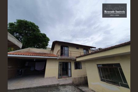 4_photo/94dce2f9ad.e6f02a1e96aef2b1-ATLAS-fbe9da0e-83a7-494d-a0fb-1698d8351c6d.jpg de casa à venda com 4 quartos, 250m² em Campo Comprido, Curitiba