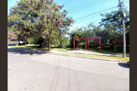 5_photo/94dce2faab.c4a86b3c211625c7-ATLAS-d5d4931b-731b-4bb7-a35c-39b87672106f.jpg de casa à venda com 2 quartos, 100m² em Fazendinha, Curitiba