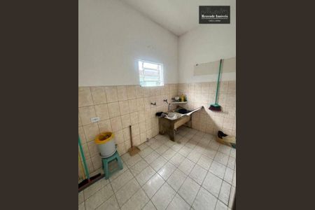 7_photo/94dce2fbb9.2a94c334db51e0bf-ATLAS-692da191-d464-4569-856b-b3b5dad4b59f.jpg de casa à venda com 4 quartos, 200m² em Campo Comprido, Curitiba