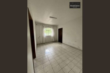 2_photo/94dce2fbb9.2a94c334db51e0bf-ATLAS-76c6ac4b-6345-4787-918c-aec8e2b51a22.jpg de casa à venda com 4 quartos, 200m² em Campo Comprido, Curitiba