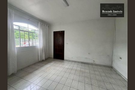 3_photo/94dce2fbb9.2a94c334db51e0bf-ATLAS-82ea4eec-ed37-4770-84c8-fbdb94dbdbf4.jpg de casa à venda com 4 quartos, 200m² em Campo Comprido, Curitiba