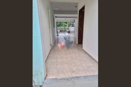 9_photo/94dce2fbc7.8112f57c7da29d24-ATLAS-0256741a-d5a9-444e-8c01-dbc7aed1565a.jpg de casa à venda com 2 quartos, 200m² em Campo Comprido, Curitiba