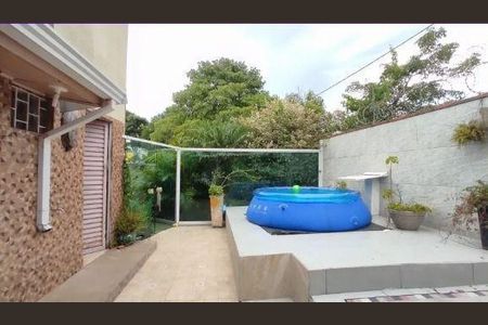 4_photo/94dce2fdb3.eb4747a7722cd593-ATLAS-266ec899-3d8a-44c0-89e2-92ca19c374a7.jpg de casa à venda com 6 quartos, 250m² em Fazendinha, Curitiba