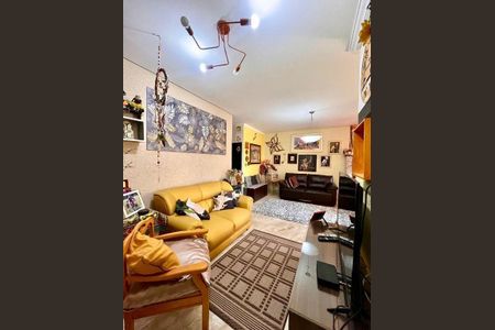 8_photo/94dce2fdb3.eb4747a7722cd593-ATLAS-51ea50e8-36e1-476e-89f3-47a37d940fed.jpg de casa à venda com 6 quartos, 250m² em Fazendinha, Curitiba