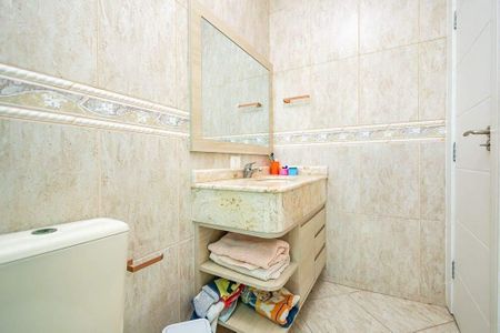 26_photo/94dce2fdb7.577d6c233287952d-ATLAS-c24c5291-aa9f-4aaf-bb01-3e56d2335daa.jpg de casa à venda com 3 quartos, 229m² em Fazendinha, Curitiba