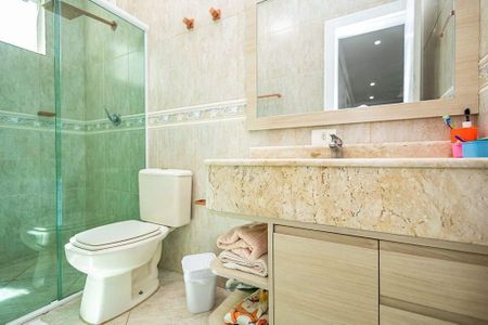 25_photo/94dce2fdb7.577d6c233287952d-ATLAS-d1cf8186-9618-4e1b-99fb-e0765da00ec6.jpg de casa à venda com 3 quartos, 229m² em Fazendinha, Curitiba