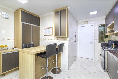 3_photo/94dce2fdb7.90de77f4d2423710-ATLAS-037e6d33-3a24-4094-a731-01701ac2e483.jpg de casa à venda com 3 quartos, 229m² em Fazendinha, Curitiba