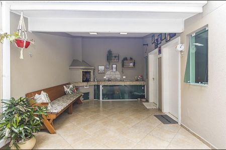 6_photo/94dce2fdb7.90de77f4d2423710-ATLAS-d76b45a3-ecf1-4da7-bb7d-13b9ea61a21c.jpg de casa à venda com 3 quartos, 229m² em Fazendinha, Curitiba