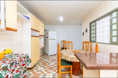 5_photo/94dce2fef1.e84d945a244a9b24-ATLAS-2aa98c84-d5e6-474f-91d5-308b5adf21f6.jpg de casa à venda com 2 quartos, 529m² em Campo Comprido, Curitiba