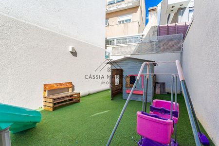 12_photo/94dce3003d.f279df7ab7105e24-ATLAS-47f77350-42f2-4deb-a8c5-0f36e0124499.jpg de casa à venda com 3 quartos, 108m² em Campo Comprido, Curitiba