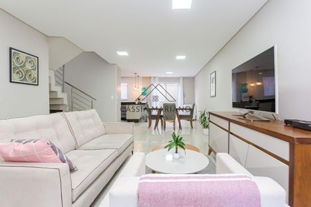 14_photo/94dce3003d.f279df7ab7105e24-ATLAS-5e554416-1a1f-42e9-b87a-6b4ecad25933.jpg de casa à venda com 3 quartos, 108m² em Campo Comprido, Curitiba