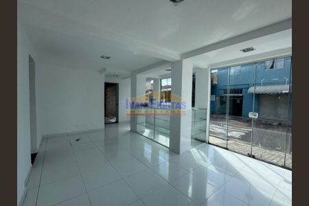 3_photo/94dce3004b.07f29284d16cc936-ATLAS-e062eb8e-8a83-4e90-9d46-bc2e50e6d393.jpg de casa à venda com 4 quartos, 156m² em Campo Comprido, Curitiba