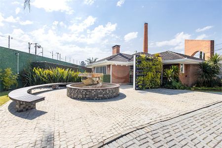 32_photo/94dce30147.35cb2562ae28c182-ATLAS-9efe8d5a-052d-424b-821a-5459f6ceba4b.jpg de casa à venda com 4 quartos, 196m² em Santa Quiteria, Curitiba