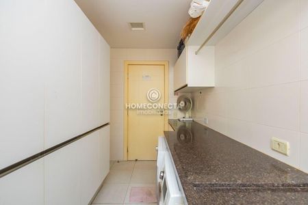 27_photo/94dce3016b.ef7c58586888ab74-ATLAS-aa60cdd9-eace-48e8-a759-d1d346ed8e46.jpg de casa de condomínio à venda com 5 quartos, 330m² em Fazendinha, Curitiba