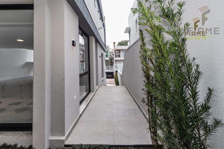 11_photo/94dce3048d.46eb55446288e855-ATLAS-d851d787-977d-402e-97c8-e0e23258b94a.jpg de casa à venda com 3 quartos, 400m² em Santa Quiteria, Curitiba