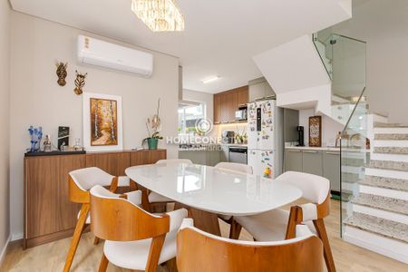 7_photo/94dce305c1.8173e5075582fea6-ATLAS-d52f843d-5558-4ec0-aada-e062fc0d9662.jpg de casa à venda com 3 quartos, 124m² em Portão, Curitiba