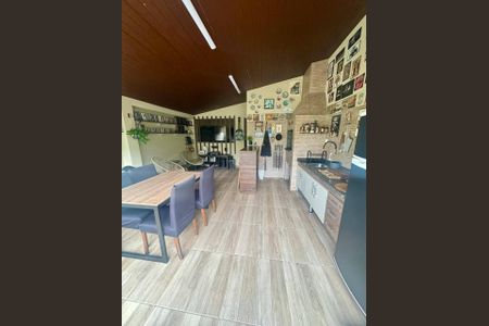 7_photo/94dce305d3.8f3f2a47dd94676f-ATLAS-3529282d-05da-4181-b46f-39cfccacfd53.jpg de casa à venda com 3 quartos, 230m² em Portão, Curitiba