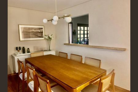 4_photo/94dce305d3.8f3f2a47dd94676f-ATLAS-4a7ba2eb-273e-466f-b2c5-4d13e94752ef.jpg de casa à venda com 3 quartos, 230m² em Portão, Curitiba