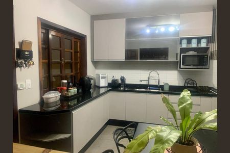 11_photo/94dce305d3.8f3f2a47dd94676f-ATLAS-907e5206-dcf6-4302-9a41-33d3ffd0e213.jpg de casa à venda com 3 quartos, 230m² em Portão, Curitiba