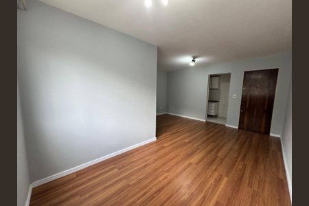 3_photo/94dce30701.b9fb9b4dbb855827-ATLAS-2b0fbe43-3716-4177-ae60-de188e009eb4.jpg de apartamento para alugar com 3 quartos, 55m² em Santa Quiteria, Curitiba