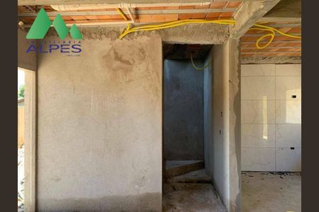 10_photo/94dce308a1.7d1d46be17a2a38f-ATLAS-3e892eb6-1365-4b47-a91c-739f7fe405e2.jpg de casa à venda com 3 quartos, 120m² em Portão, Curitiba