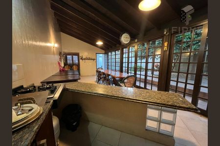 23_photo/94dce309dd.777899b2c09bdc5f-ATLAS-d23e8aac-fa4a-4fba-9954-e033d91d074a.jpg de casa para alugar com 0 quarto, 400m² em Santa Quiteria, Curitiba