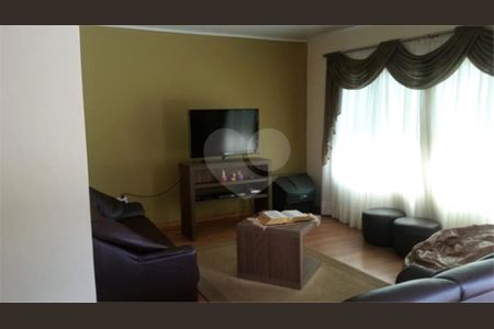 12_photo/94dce309dd.990d2fc8af084189-ATLAS-c257ec66-42b7-46f2-8f73-a1eae4e570aa.jpg de casa à venda com 3 quartos, 137m² em Portão, Curitiba