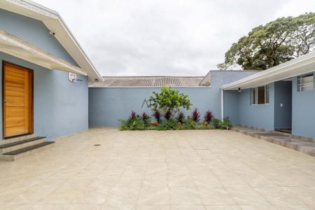 4_photo/94dce30a85.9289ff34ae3bfe2e-ATLAS-0cd51598-046e-4e02-a28c-b6e8b21ac573.jpg de casa à venda com 3 quartos, 152m² em Santa Quiteria, Curitiba